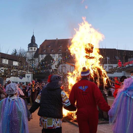 Die Strohhexe ist entflammt. Foto: Roller