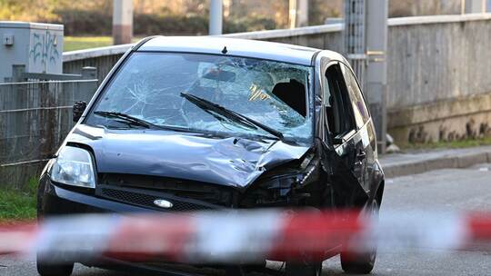 Auto fährt in Menschenmenge in Mannheim Auto fährt in Menschenmenge in Mannheim