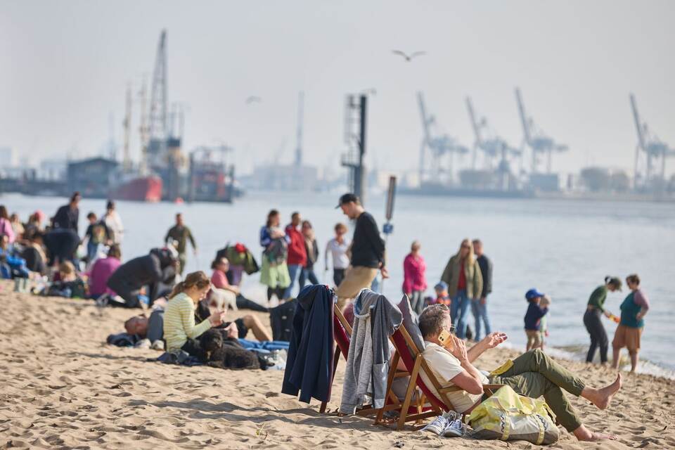 Am Elbstrand in Hamburg