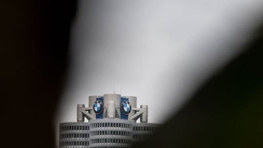 BMW AG - Jahreszahlen 2024 BMW AG - Jahreszahlen 2024