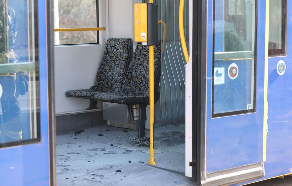 Brandanschlag in Straßenbahn in Gera Brandanschlag in Straßenbahn in Gera