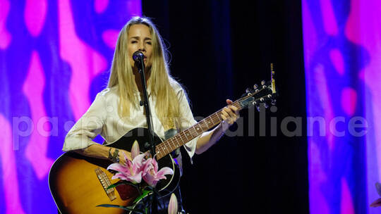 Heather Nova live in Bern, Switzerland