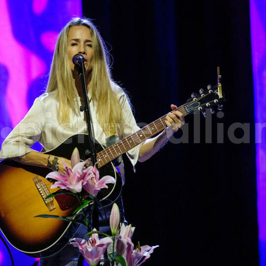 Heather Nova live in Bern, Switzerland