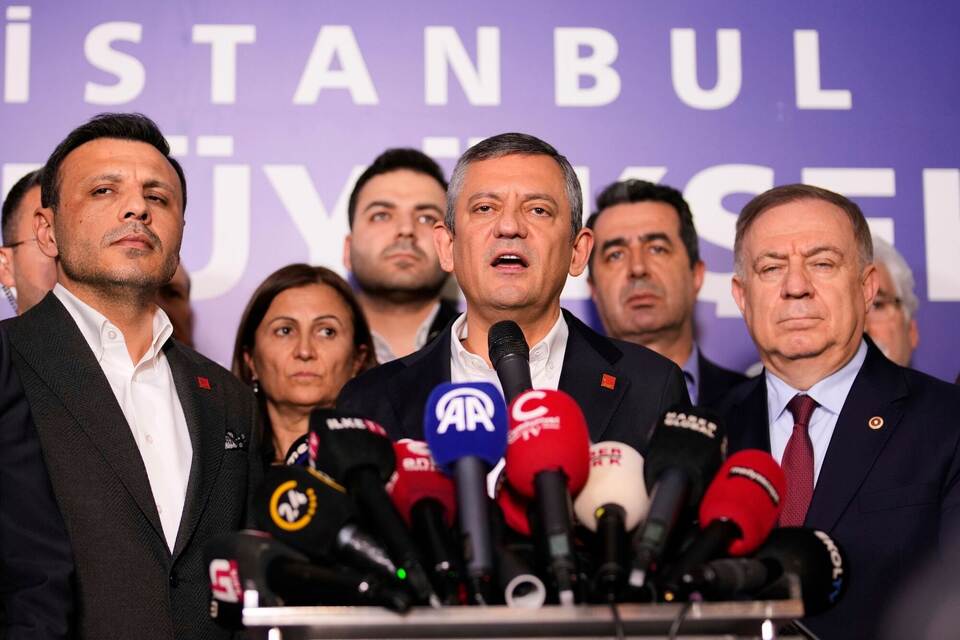 Istanbuler Bürgermeister Imamoglu festgenommen - Proteste