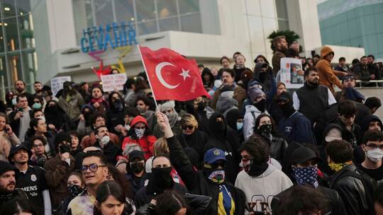 Proteste nach der Festnahme des Istanbuler Bürgermeisters