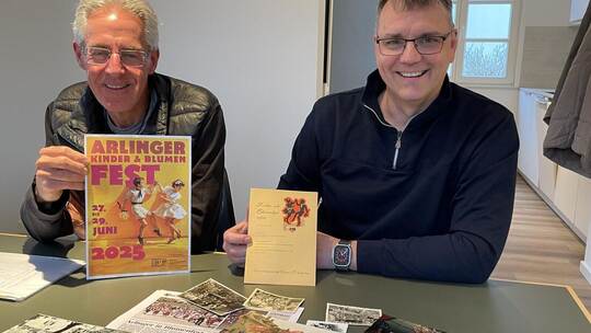 Die Vorbereitungen für das Jubiläum zum 100-jährigen Bestehen des Vereins laufen auf Hochtouren, den Plakatentwurf und historisc