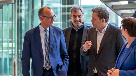 Koalitionsverhandlungen von Union und SPD Koalitionsverhandlungen von Union und SPD