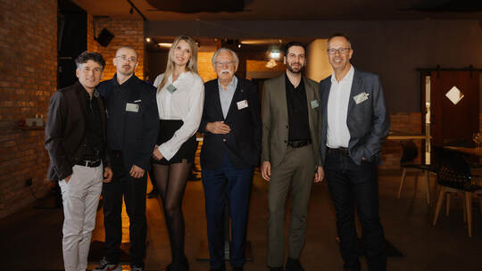 Unterstützen „Luftschloss“ (von links): Magnus Schlecht (Digitalchef der PZ), Andreas Aust (Chefentwickler), Alexandra Rode (Cre
