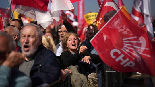Proteste nach der Festnahme des Istanbuler Bürgermeisters