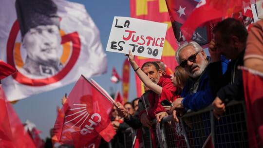 Proteste nach der Festnahme des Istanbuler Bürgermeisters