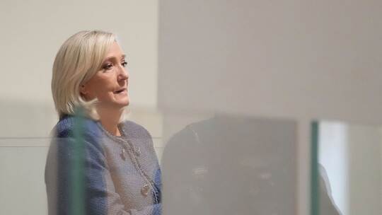 Gericht urteilt über Le Pen in Prozess um EU-Geld Gericht urteilt über Le Pen in Prozess um EU-Geld