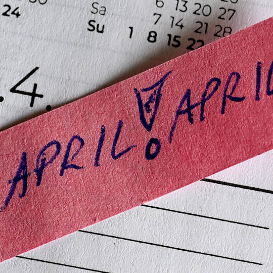 KINA - April, April!