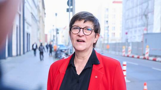 Fortsetzung der Koalitionsverhandlungen von Union und SPD Fortsetzung der Koalitionsverhandlungen von Union und SPD