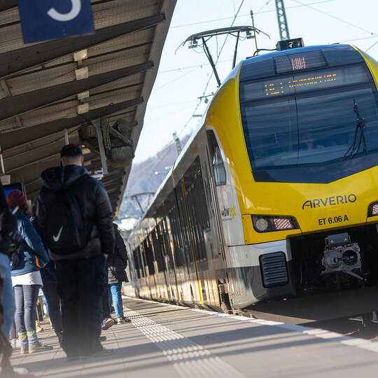 Nicht selten gerät der Bahnfahrplan in der Region in Schieflage, weil sich Stuttgart 21 massiv auswirkt oder andere Probleme ein