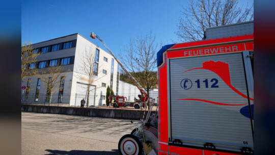Feuerwehreinsatz bei der Firma elumatec.