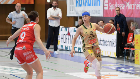 Mit einer brillanten Leistung imponiert am Sonntag die Kelternerin Karina Konstantinova (rechts) – und das nach ihrer Kopfverlet