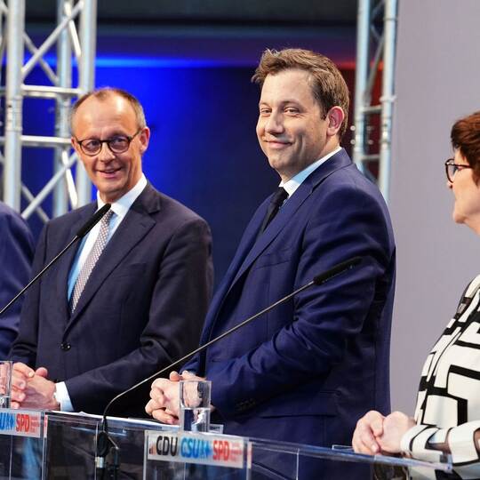 Koalitionsverhandlungen von Union und SPD abgeschlossen