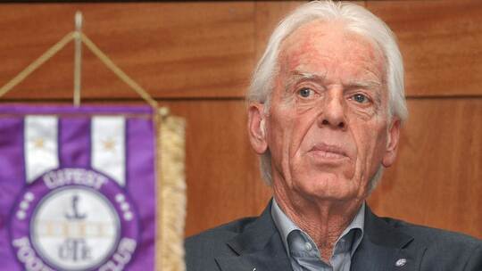Leo Beenhakker Leo Beenhakker
