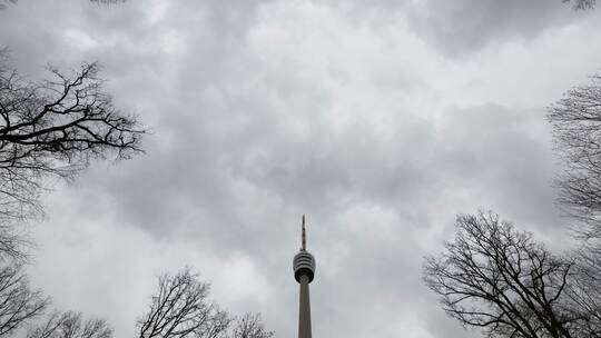 Bedeckter Himmel im Süden