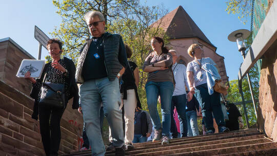 Dieses Mal waren 14 Teilnehmer dabei, die per pedes die Stadt erkundigten und zwischendurch auch einkehrten.