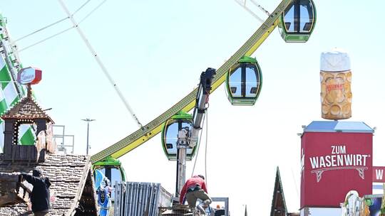 Aufbau 85. Stuttgarter Frühlingsfest