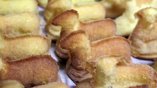 Gebackene Osterlämmer Gebackene Osterlämmer