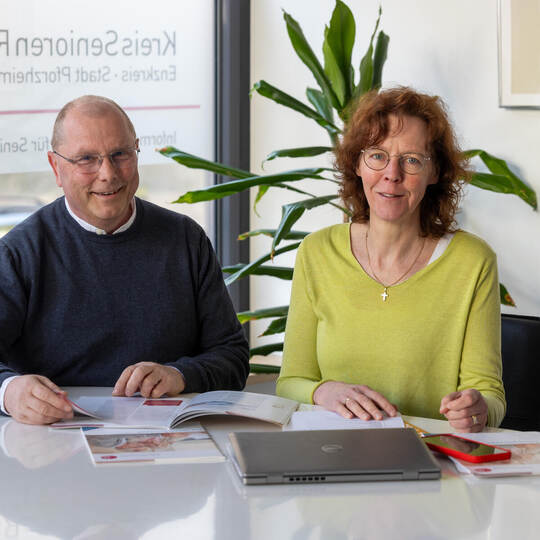 Sie hoffen auf zusätzliche Ehrenamtliche: Christoph Schubert (Betreuungsverein) und Teresa Neuhaus (Soziale Dienste) von der Car Betreuungsverein Schubert Neuhaus