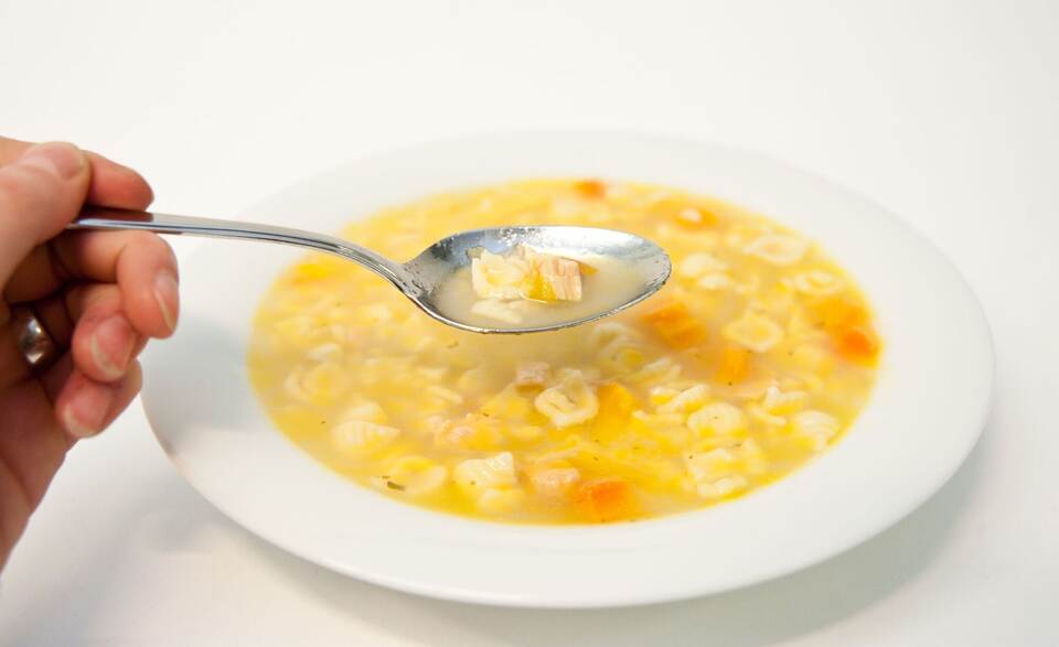 Hühnersuppe
