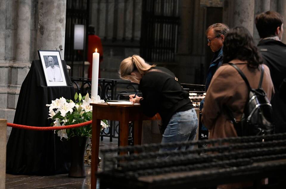 Papst Franziskus gestorben - Köln