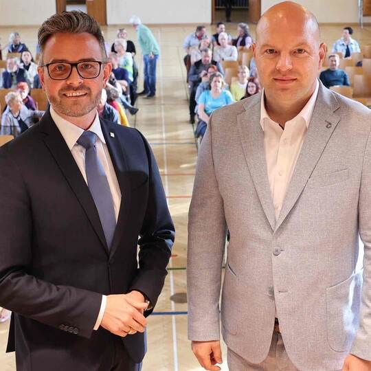 Ein Fall für zwei - und das in doppelter Hinsicht: Die Pforzheimer OB-Kandidaten, Amtsinhaber Peter Boch (links) und Herausforde