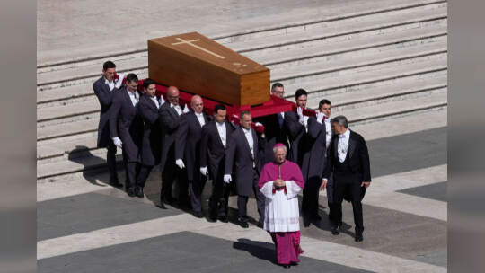 Papst Franziskus gestorben - Beisetzung Papst Franziskus gestorben - Beisetzung