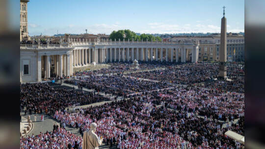 Papst Franziskus gestorben - Beisetzung Papst Franziskus gestorben - Beisetzung