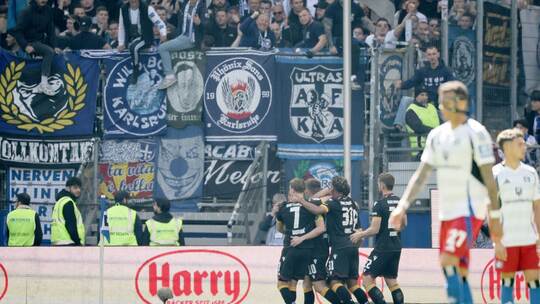 Hamburger SV - Karlsruher SC Hamburger SV - Karlsruher SC