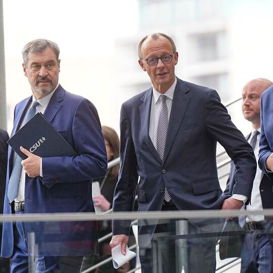 Koalitionsverhandlungen von Union und SPD abgeschlossen Koalitionsverhandlungen von Union und SPD abgeschlossen