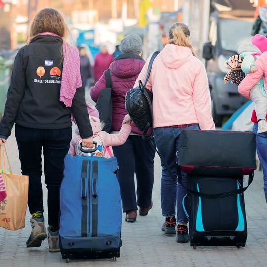 Geflüchtete Frauen und Kinder aus der Ukraine