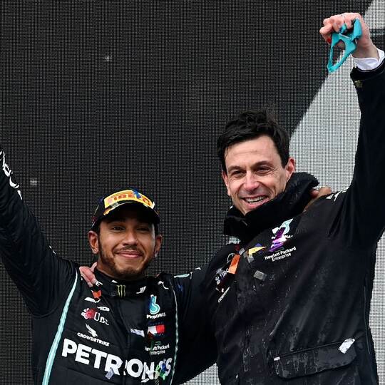 Lewis Hamilton und Toto Wolff