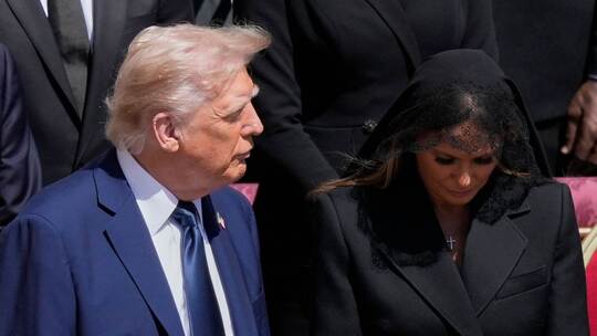 Trump bei Papst-Beisetzung