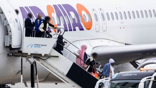 EU-Resettlement-Flug aus Kairo in Hannover gelandet EU-Resettlement-Flug aus Kairo in Hannover gelandet