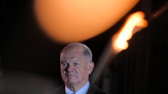 Großer Zapfenstreich für geschäftsführenden Bundeskanzler