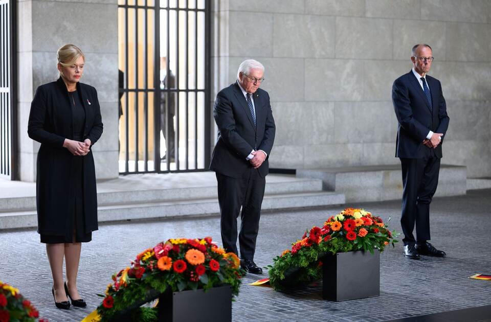 80. Jahrestag Ende Zweiter Weltkrieg – Neue Wache