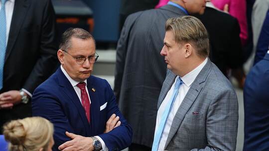 AfD-Chef Tino Chrupalla (l.) und Parteikollege Maximilian Krah