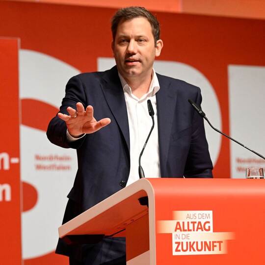 Klingbeil wehrt sich gegen Kritik der Parteibasis