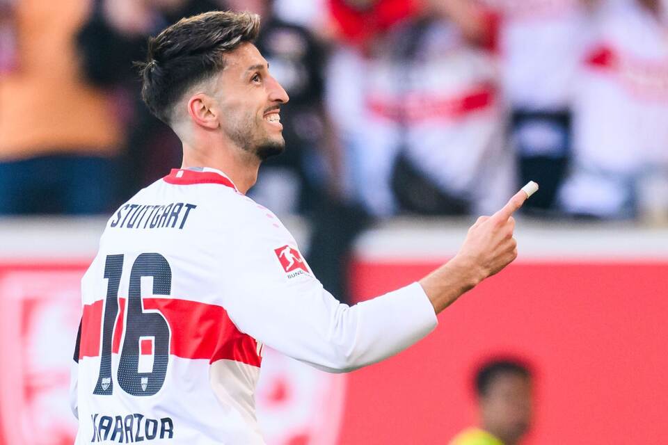 VfB Stuttgart - FC Augsburg VfB Stuttgart - FC Augsburg