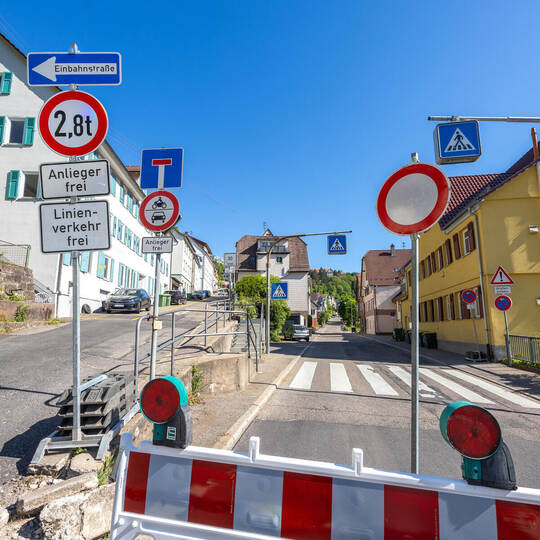 Neuenbürg Sperrung Alte Pforzheimer Straße