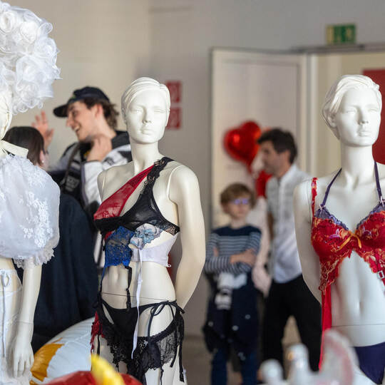 Die Kollektionen entstanden bisher im Atelier in der Östlichen Karl-Friedrich-Straße.