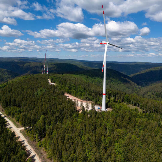 Windpark Kälbling Erstes Rad Fertig