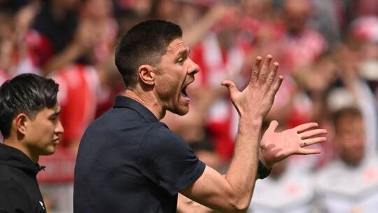 FSV Mainz 05 - Bayer Leverkusen FSV Mainz 05 - Bayer Leverkusen