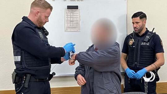 Flucht von Mörder wird erneut verhandelt Flucht von Mörder wird erneut verhandelt