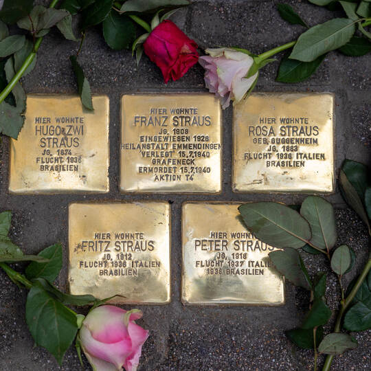 Stolpersteine Familie Straus Durlacher Straße