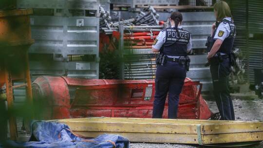 Drei Arbeiter sterben auf der Hochbrücken-Baustelle